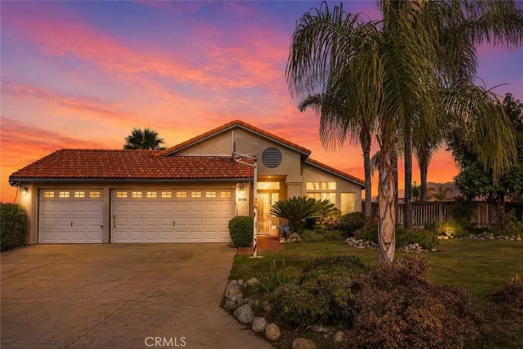 44194 Meadow Grove, Hemet