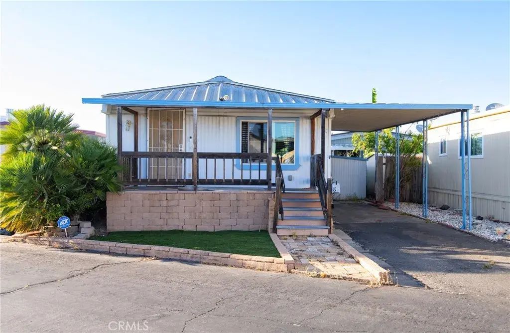 24815 Normandie 82, Harbor City
