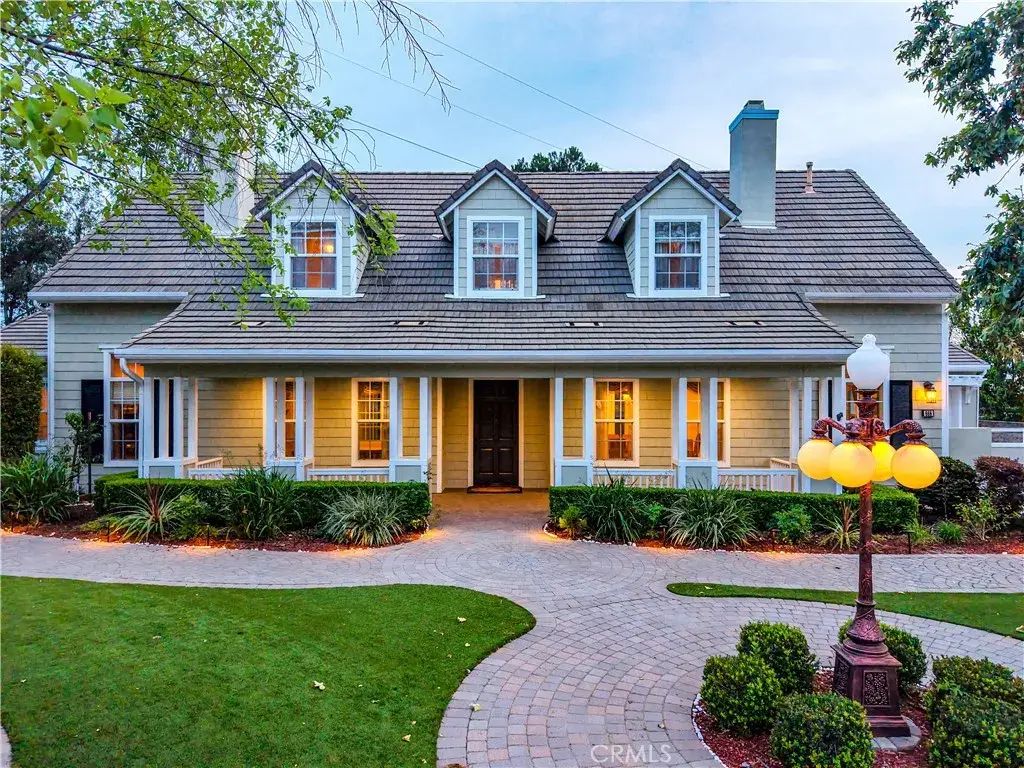 668 Adirondack Lane, Claremont