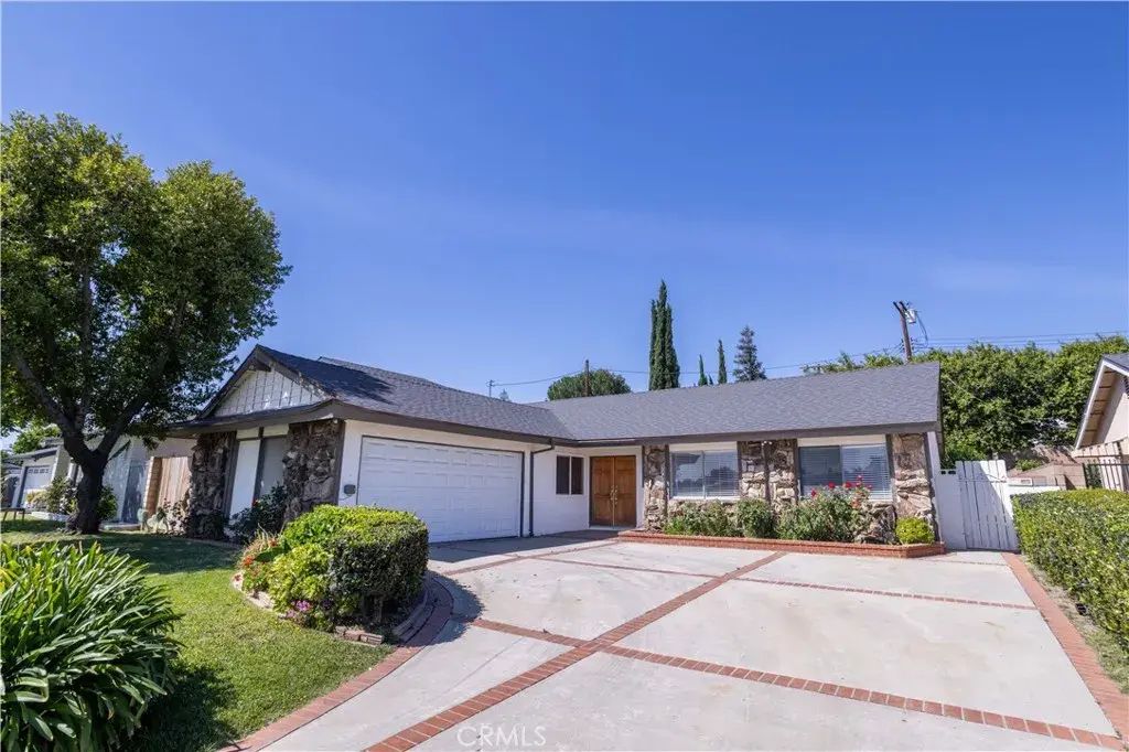 10411 Andasol Avenue, Granada Hills