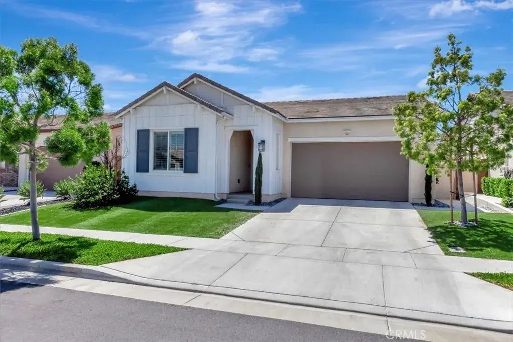 2303 Nova Way, Corona