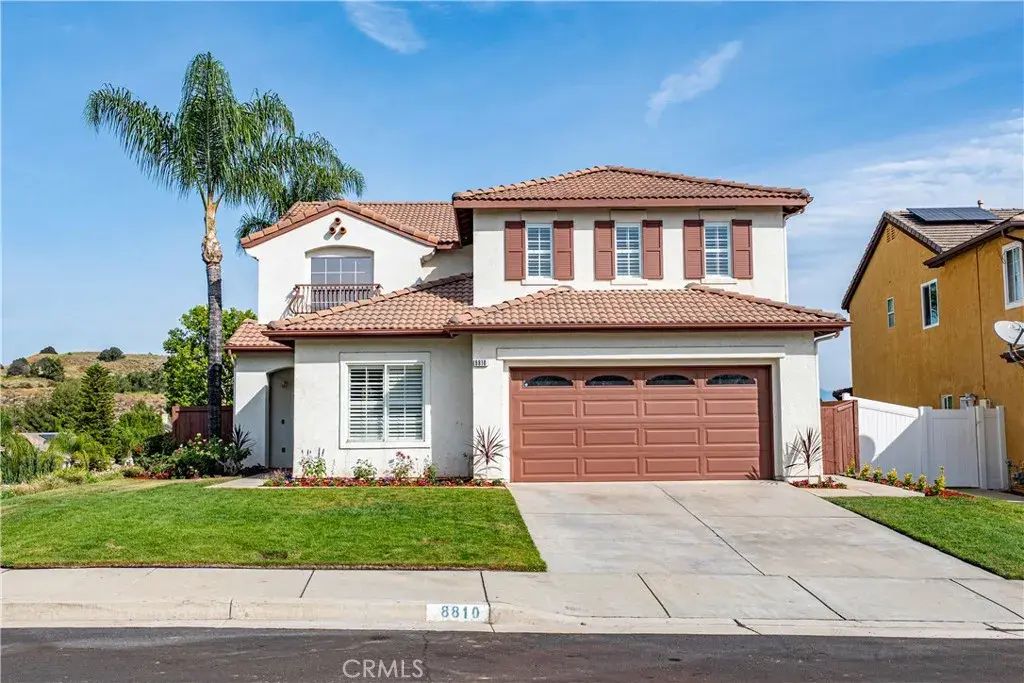 8810 Lemonwood Drive, Corona