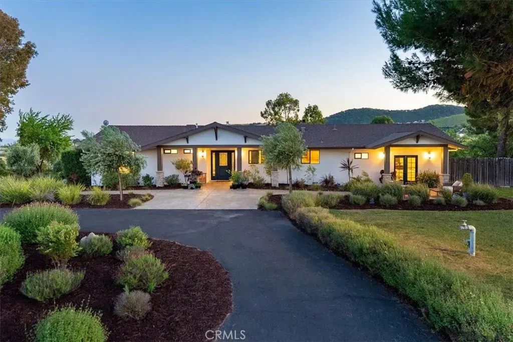 1015 Lost Springs, Paso Robles