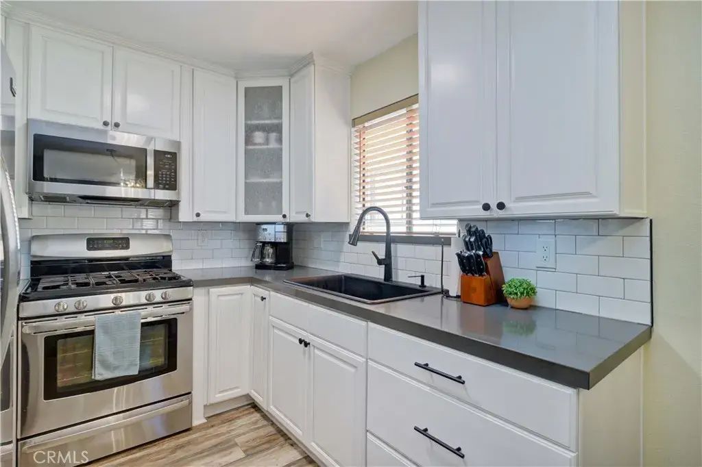 4110 Elm Avenue 203, Long Beach