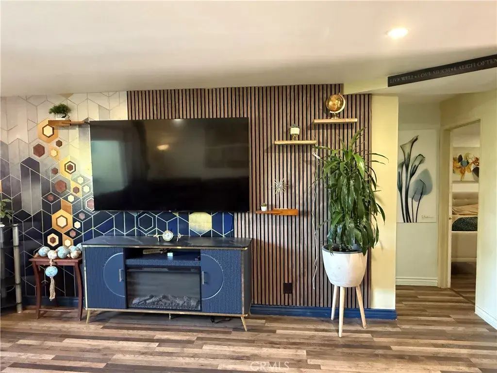 730 N Eucalyptus 1, Inglewood