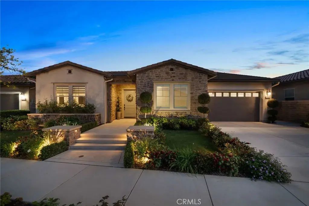 11607 Explorer Court, Corona