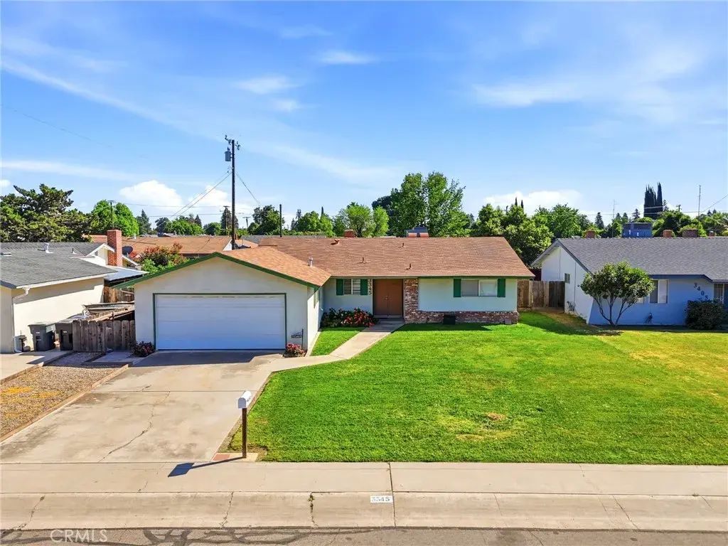 3345 W Laurel, Visalia