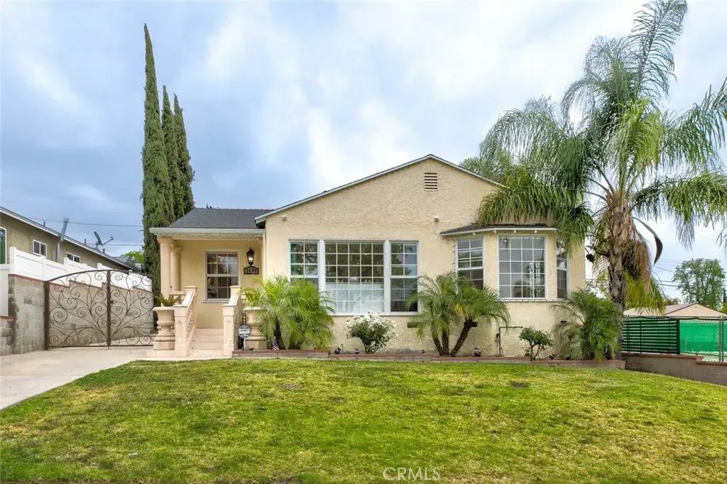 2640 N Keystone Street, Burbank
