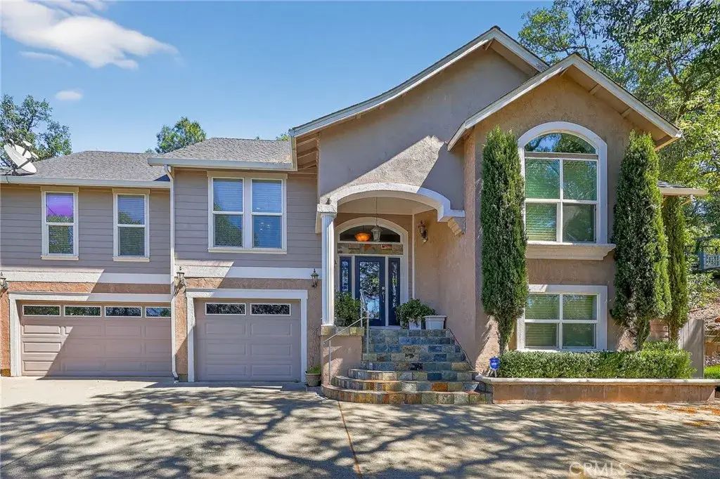19370 Park Ridge, Hidden Valley Lake