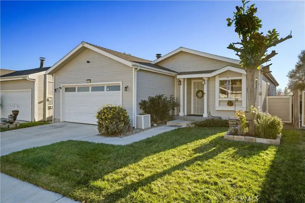 20060 Shadow Island Dr, Canyon Country