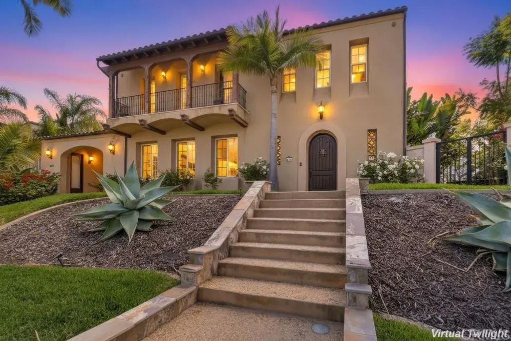 439 Evening View Dr, Chula Vista