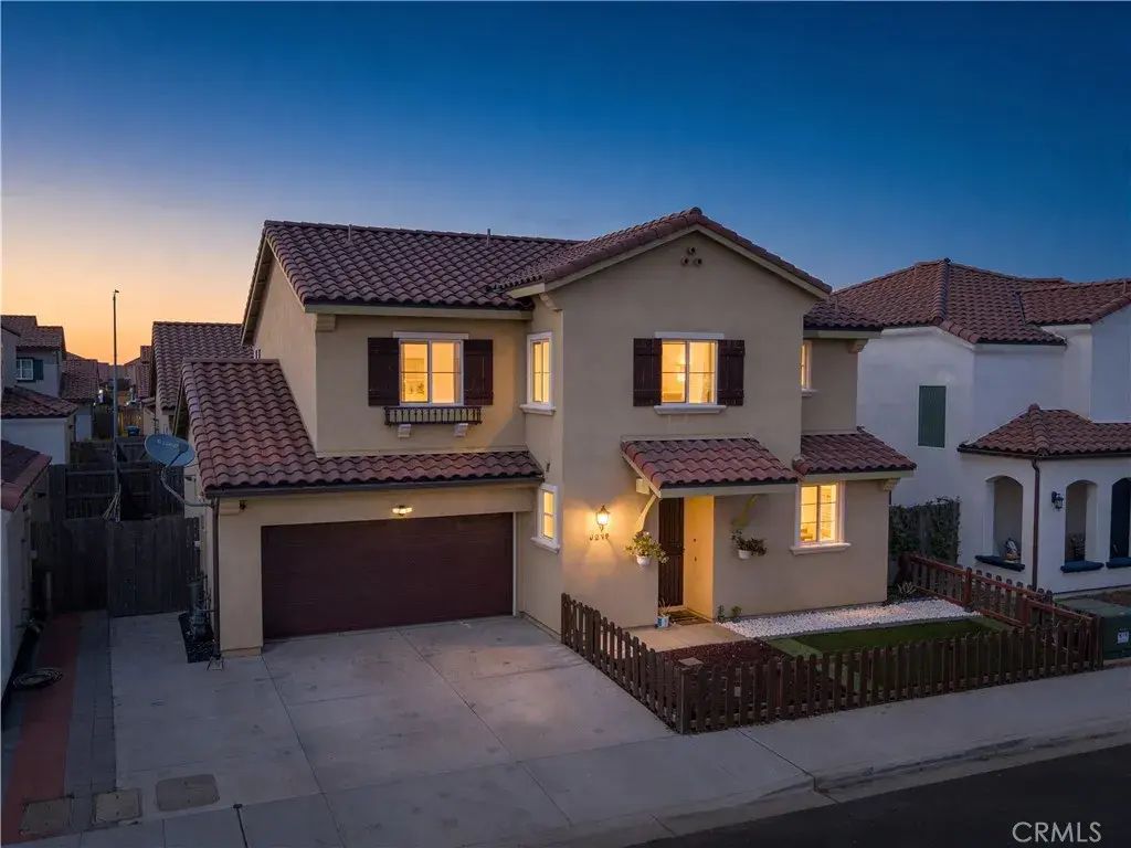 4377 Manzanita, Guadalupe