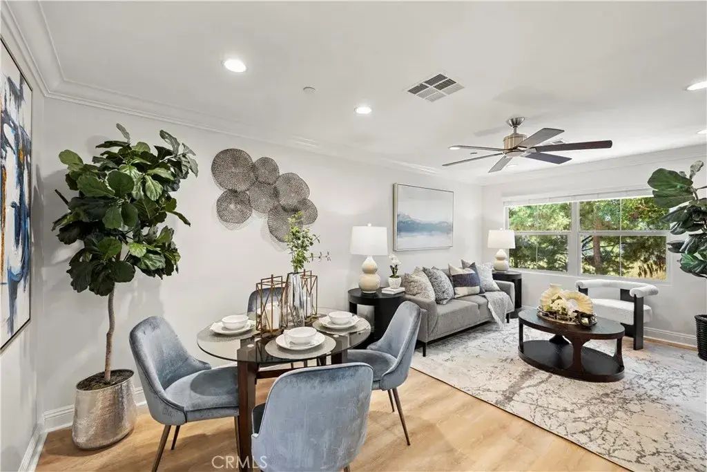 54 Hedge Bloom, Irvine