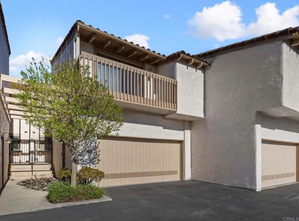 22 Seaview Dr S, Rolling Hills Estates