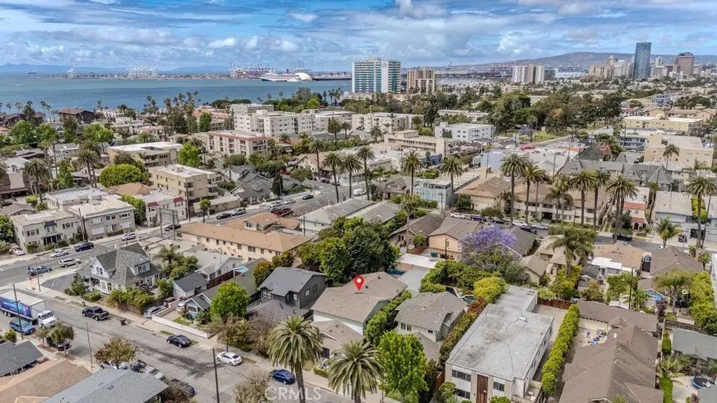 241 Lindero Avenue, Long Beach