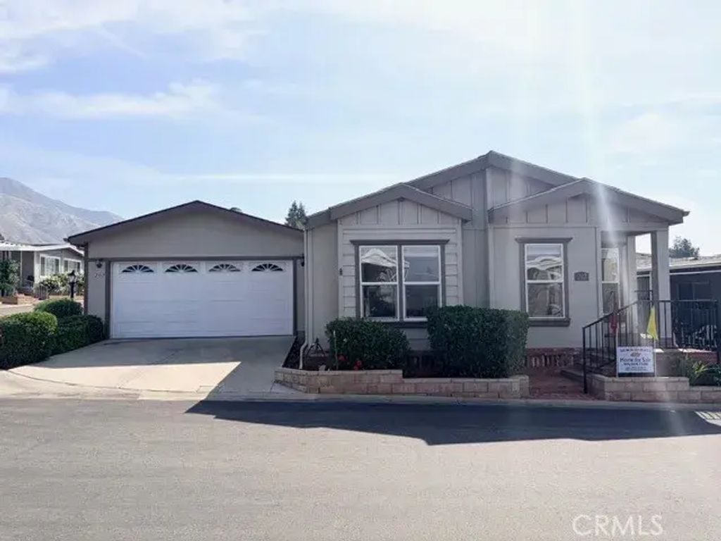 3850 Atlantic 207, Highland
