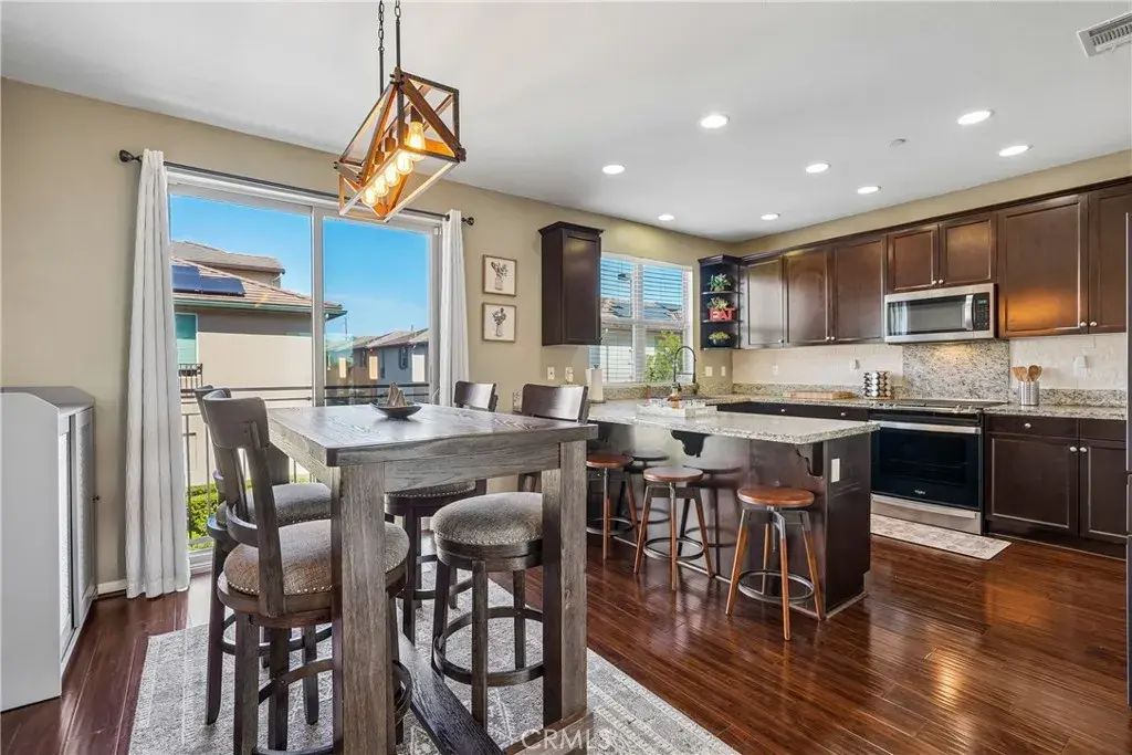 12041 Stanley Park Court, Hawthorne