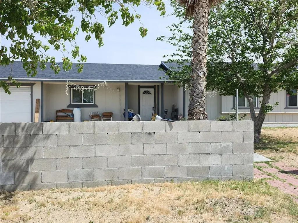 41318 158th East, Lancaster