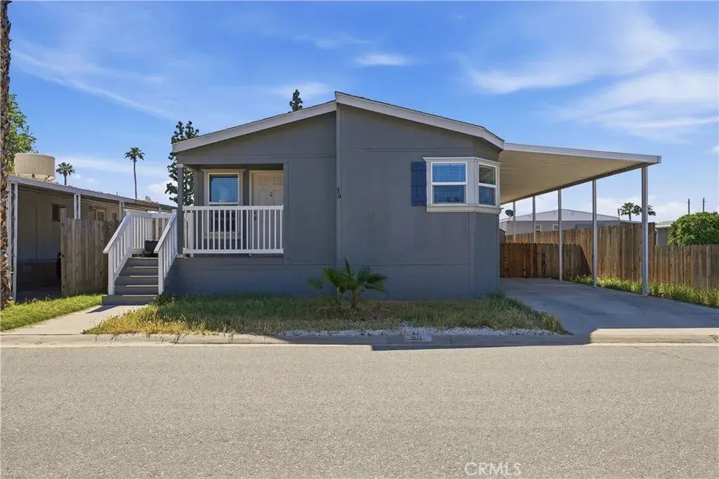 4401 Hughes 36, Bakersfield