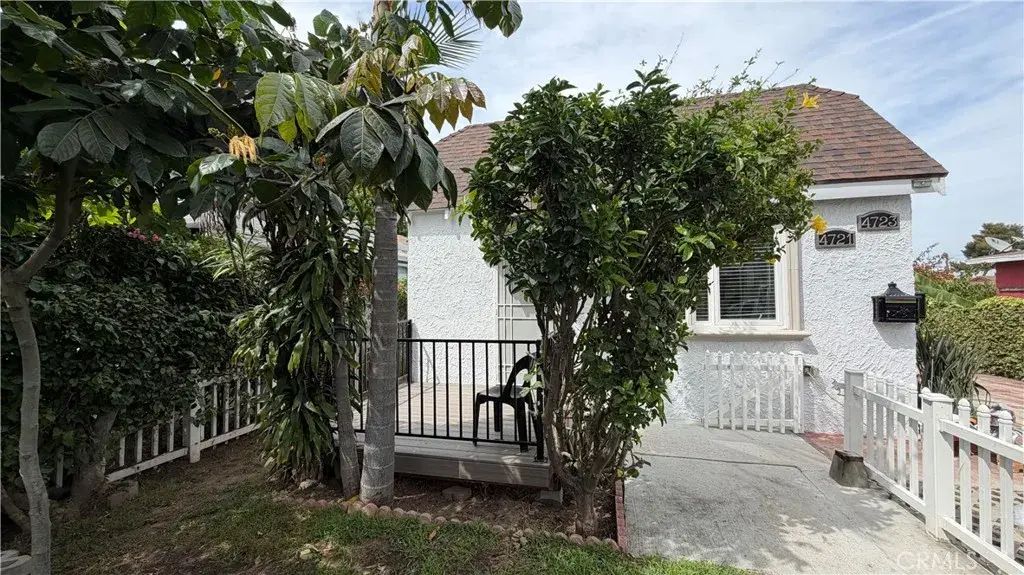 4721 162nd St, Lawndale