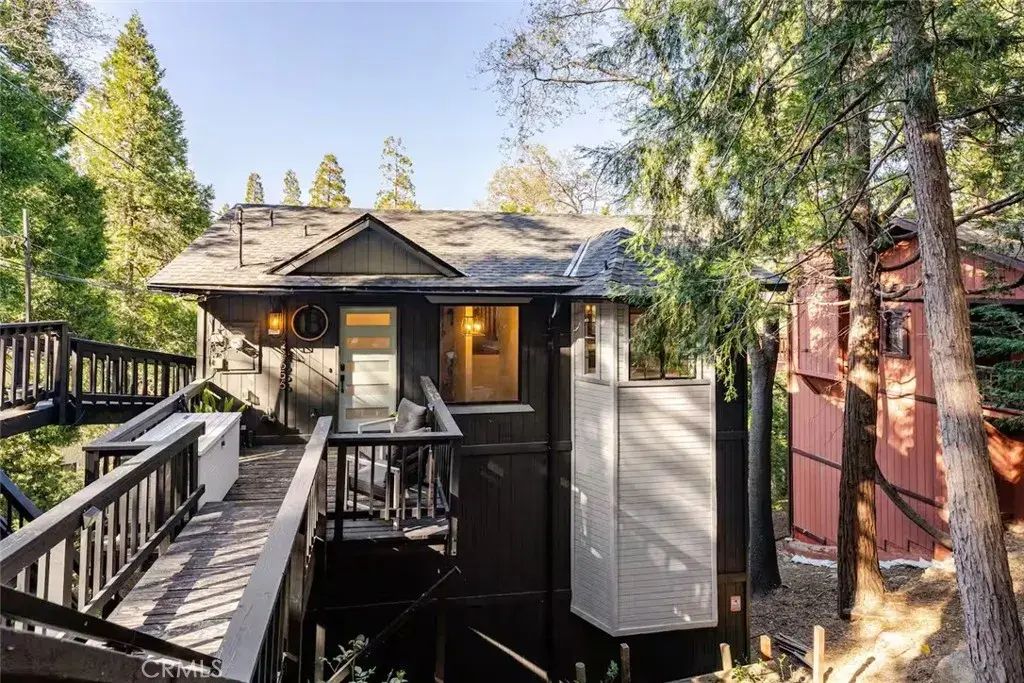 24656 Bernard, Crestline