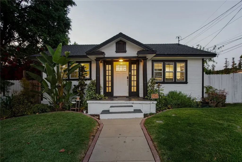 12341 Muir Court, Whittier