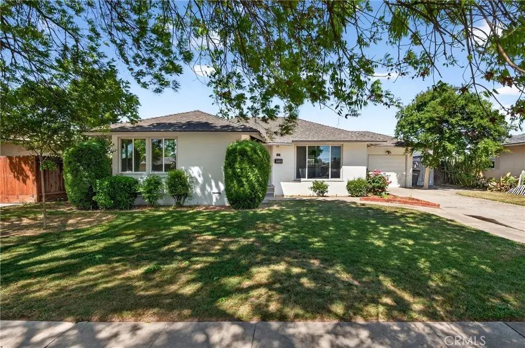 1812 W Bellaire Way, Fresno