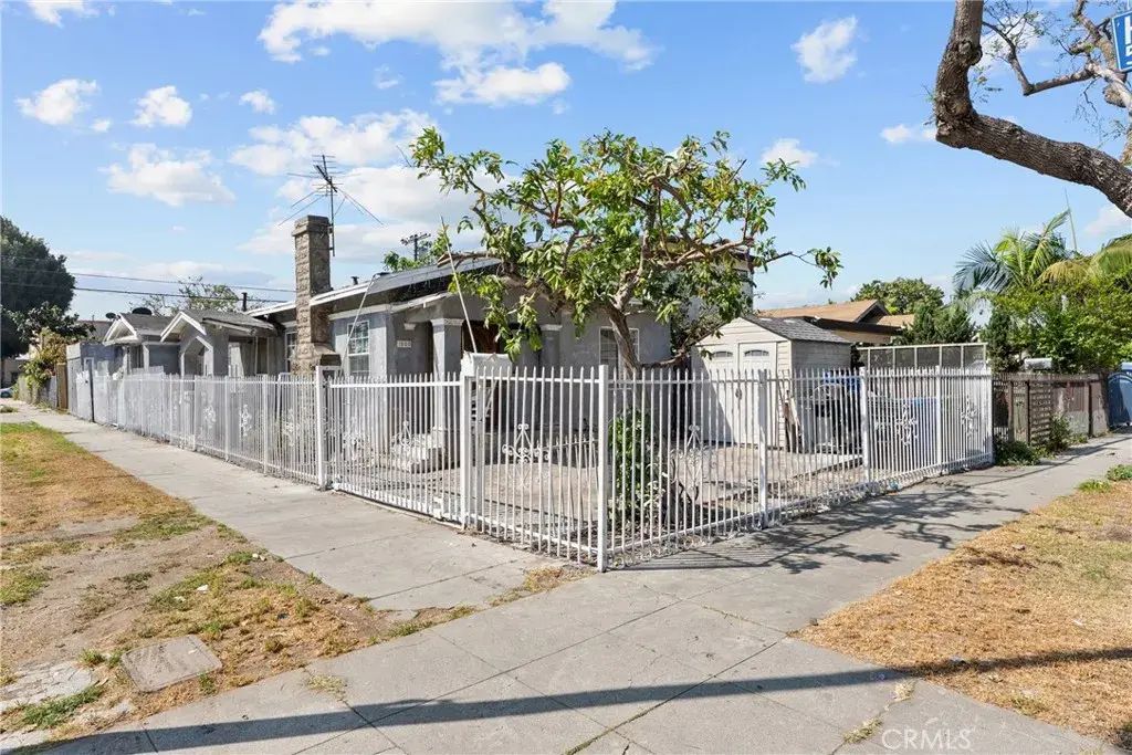 1500 W 59th Place, Los Angeles
