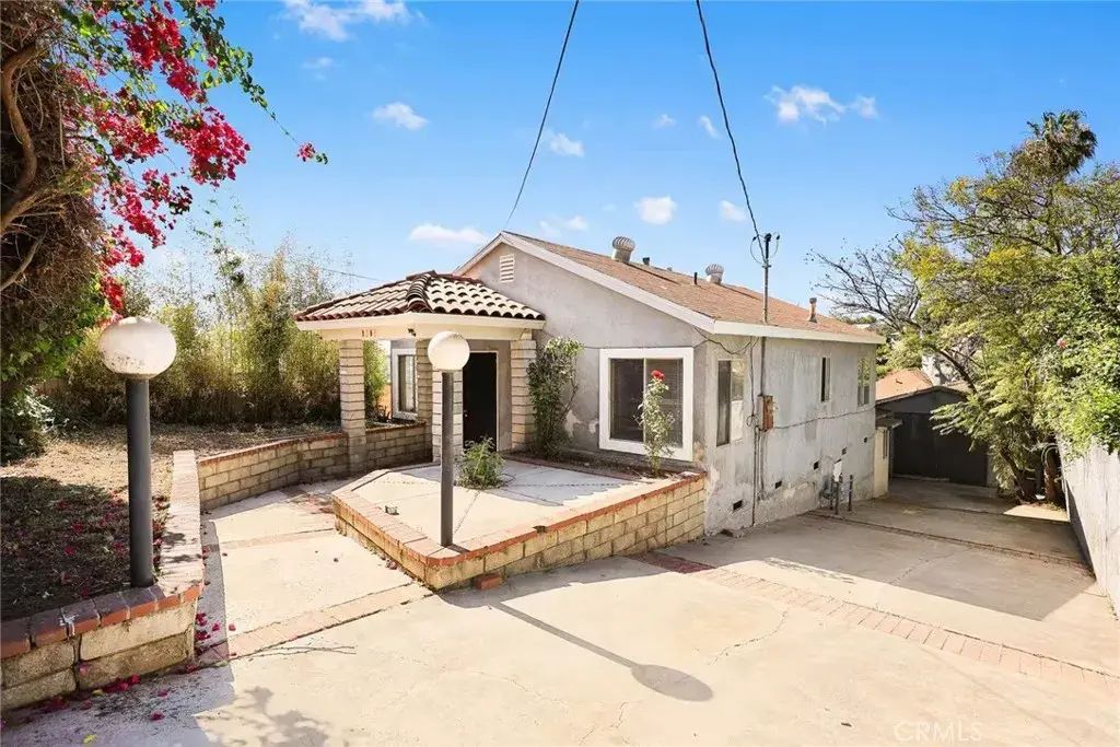 1451 Volney, City Terrace