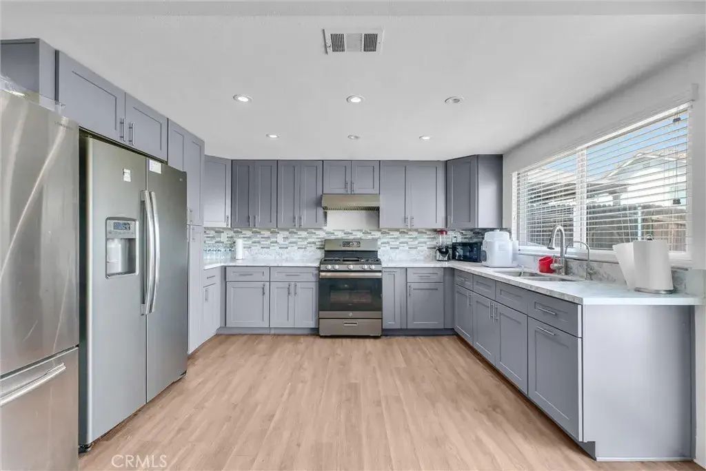2111 Whitestone Drive, Riverside