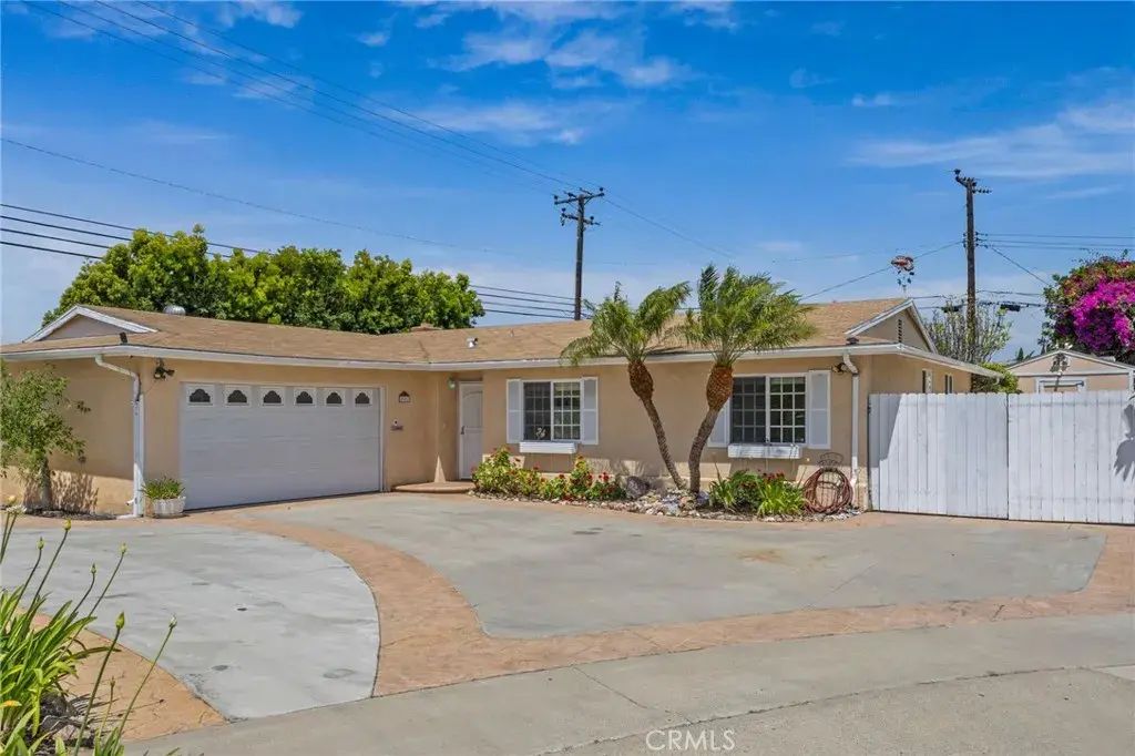8501 Orinda Circle, Huntington Beach