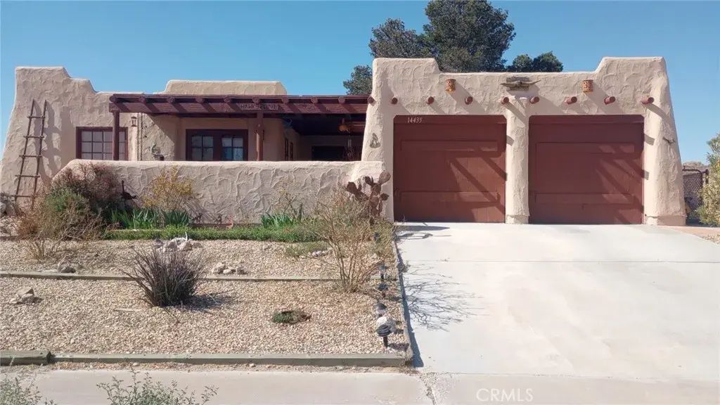 14435 Schooner, Helendale