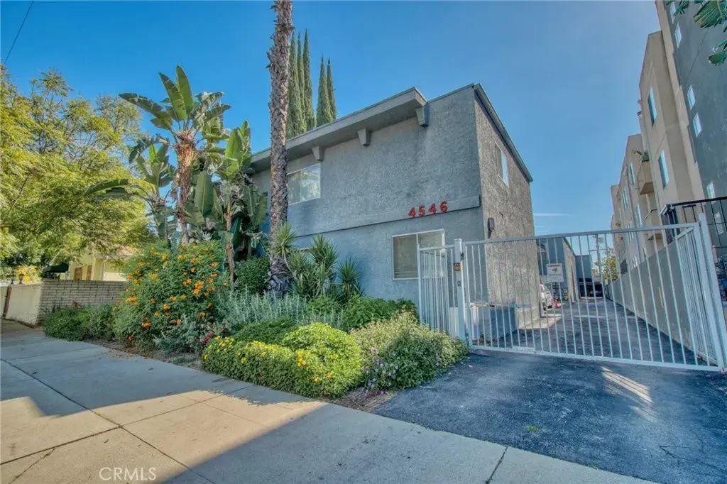 4546 Murietta Avenue 211, Sherman Oaks