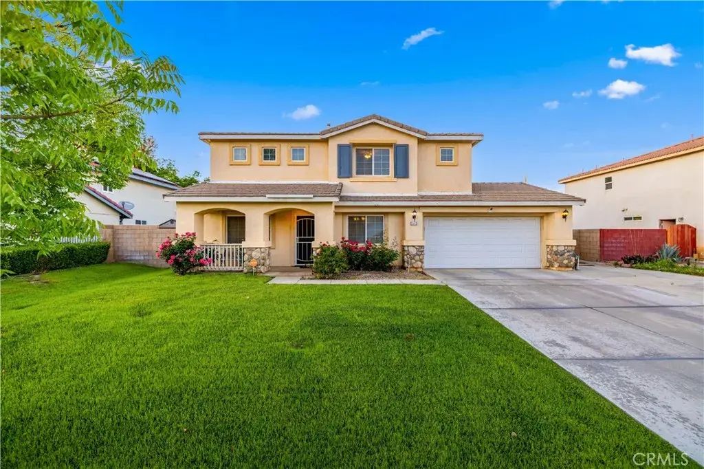 1549 Thomas Dr, Lancaster