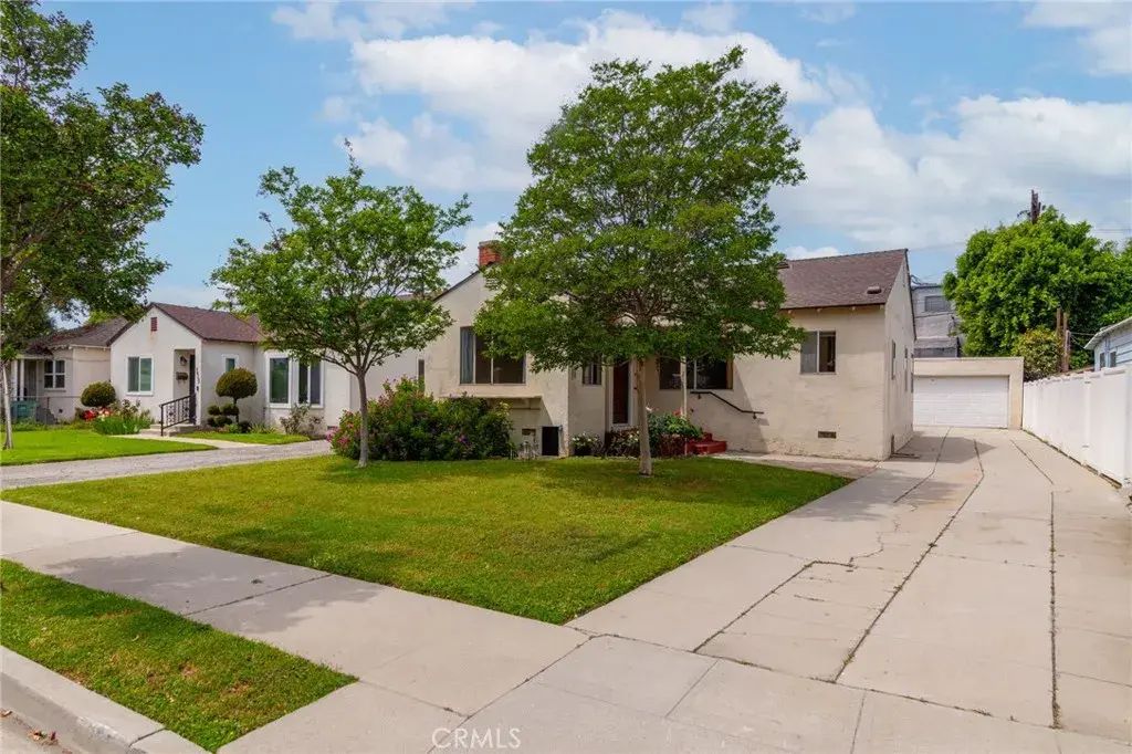 235 W Santa Anita, Burbank