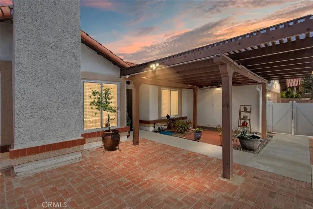 35466 Avenue East, Yucaipa