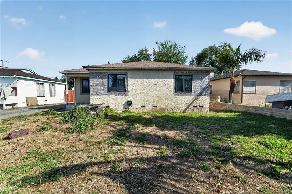 15021 Sylvan, Van Nuys