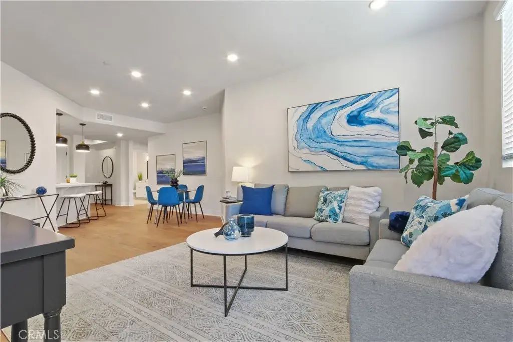 927 Deep Valley Drive 102, Rolling Hills Estates