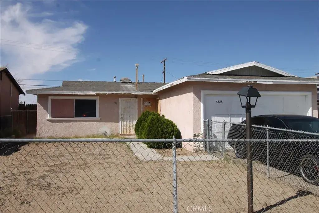 1825 Forane, Barstow