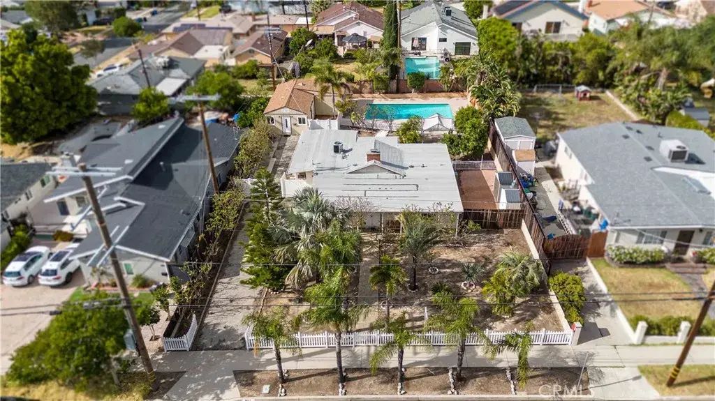 8057 Wentworth Street, Sunland