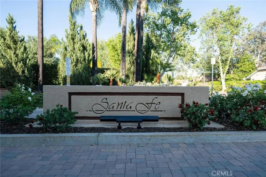 23715 Del Monte 216, Valencia