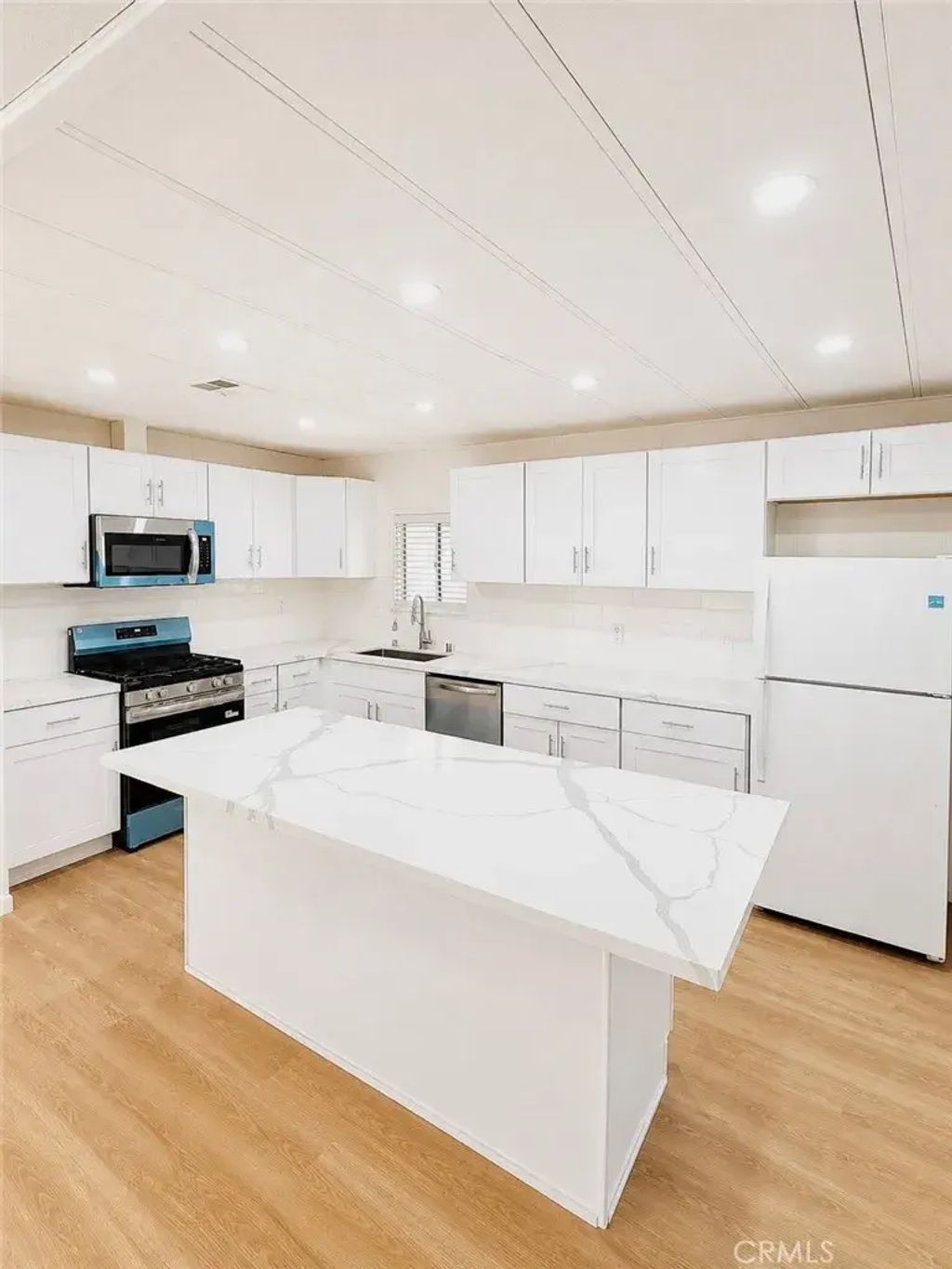 16274 Vasquez Canyon Road 52, Canyon Country