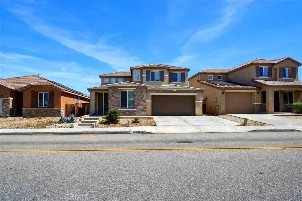 14945 Cobalt, Victorville