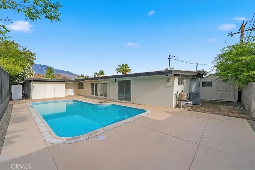37472 Melrose, Cathedral City