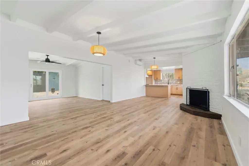 37472 Melrose, Cathedral City