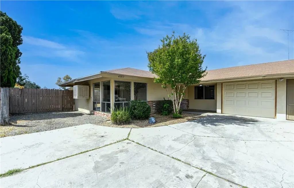 41869 Briarwood, Hemet