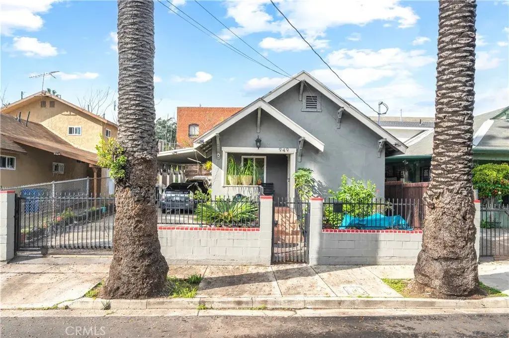 949 Hollins Street, Los Angeles