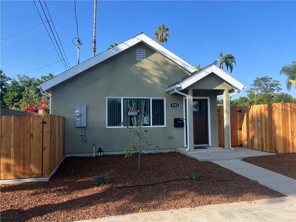 8563 Catalina Avenue, Whittier
