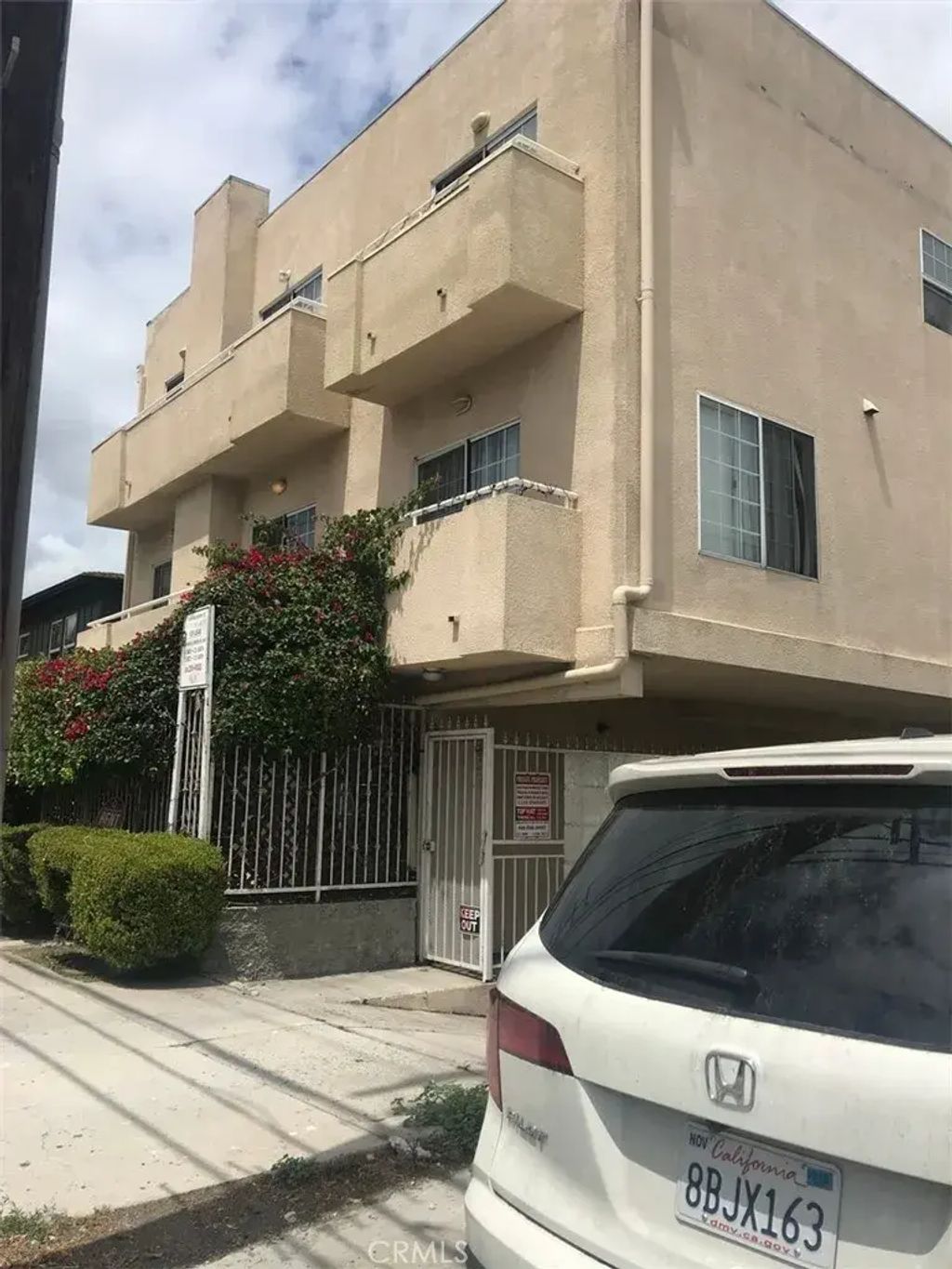 11035 Moorpark Street 202, North Hollywood