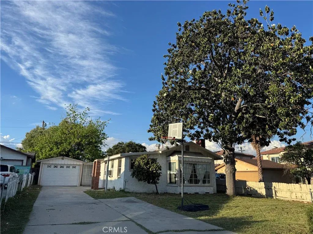 9339 Guess, Rosemead